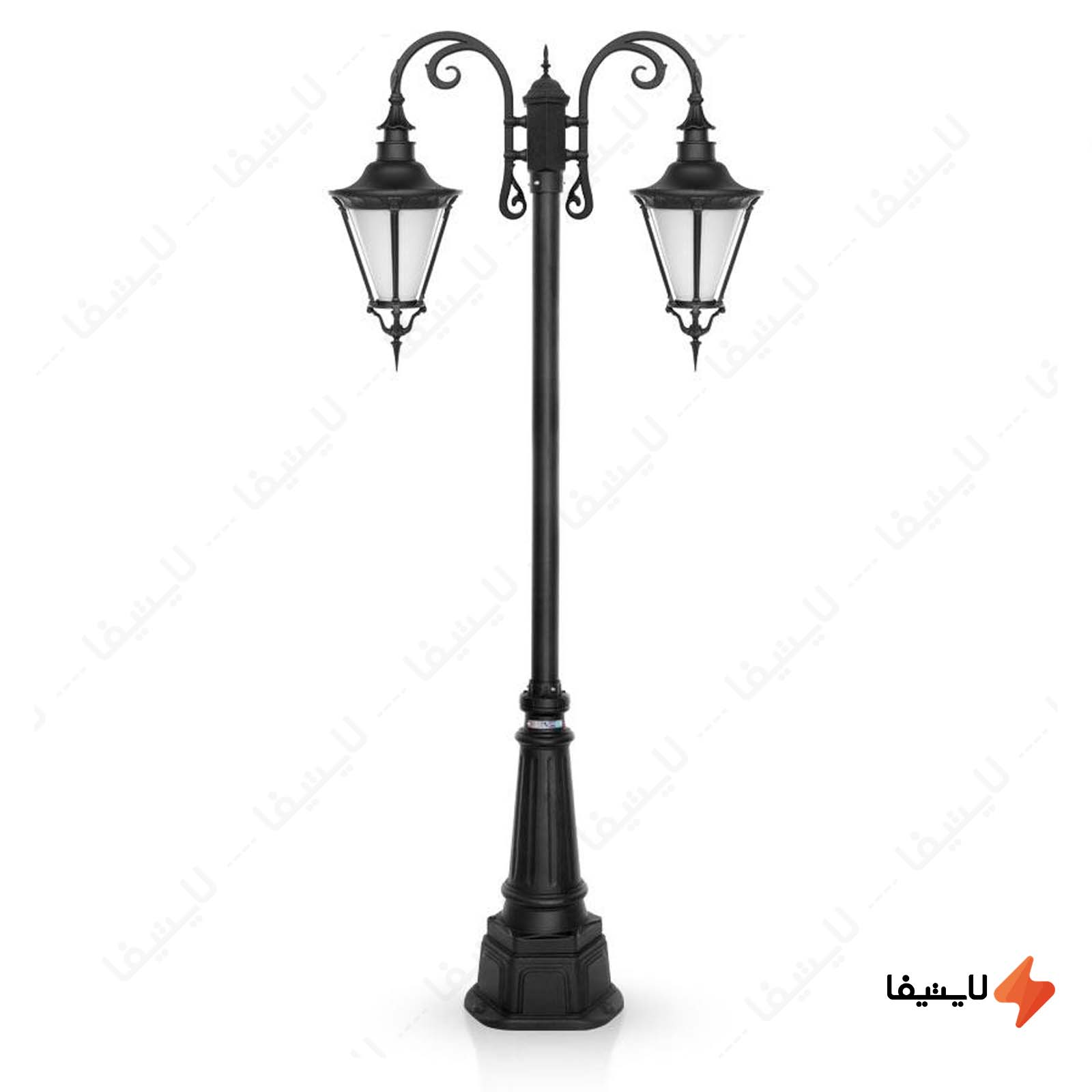 چراغ حیاطی ایستاده دو شاخه شب تاب م چراغ-حیاطی-ایستاده-دو-شاخه-شب-تاب-مدل-اسپانیایی-کد-SH-108021220